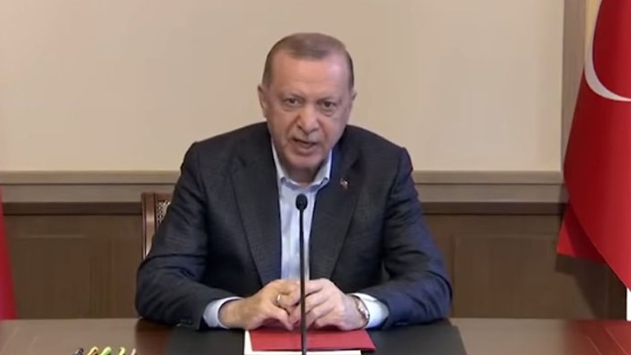 Erdoğan: Sıkıntıya düşen esnafımız olduysa helallik istiyoruz