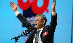 Özgür Özel CHP'nin yeni Genel Başkanı seçildi