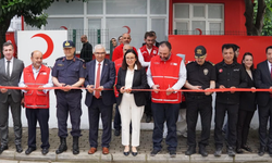 Yalova’da Kızılay Ücretsiz Giyim Butiği Hizmete Girdi