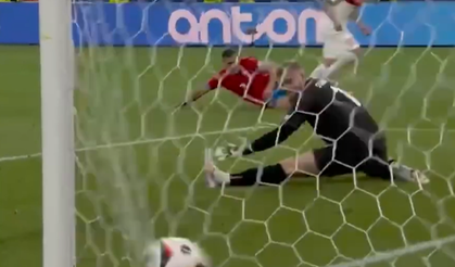 Çekya'yı 2-1 yenen Türkiye ilk 16'ya kaldı