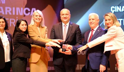 Çınarcık Belediyesi'ne Altın Karınca birincilik ödülü