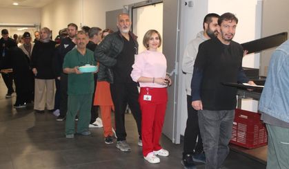 Sağlık Çalışanları İftar Sofrasında Bir Araya Geldi