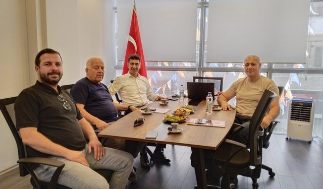 Tahsin Becan'dan Revizyon'a ziyaret