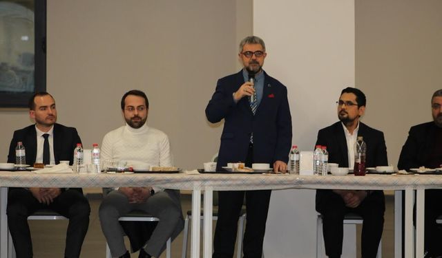 Sağlık Çalışanları İftar Sofrasında Bir Araya Geldi