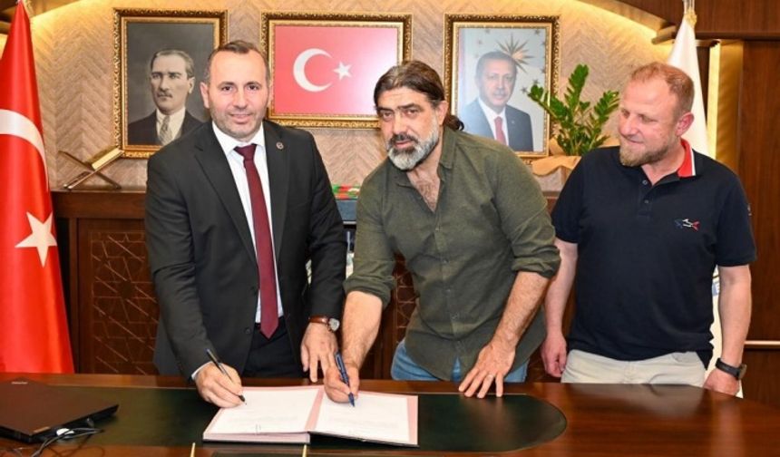 Faruk Yiğit Yalovaspor’un yeni teknik direktörü oldu