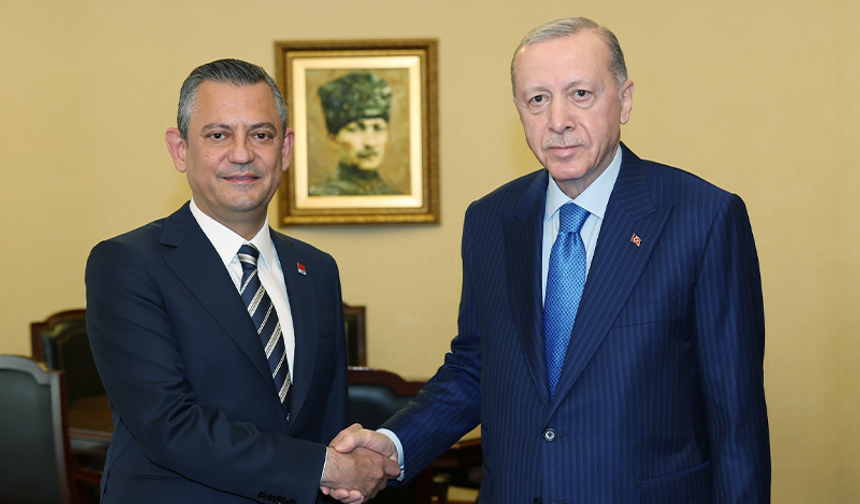 Cumhurbaşkanı Erdoğan, 18 yıl sonra CHP'yi ziyaret etti