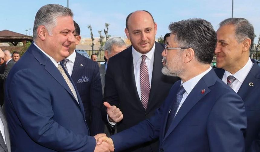 CHP'li Belediye Başkanı, Tarım Bakanını karşıladı