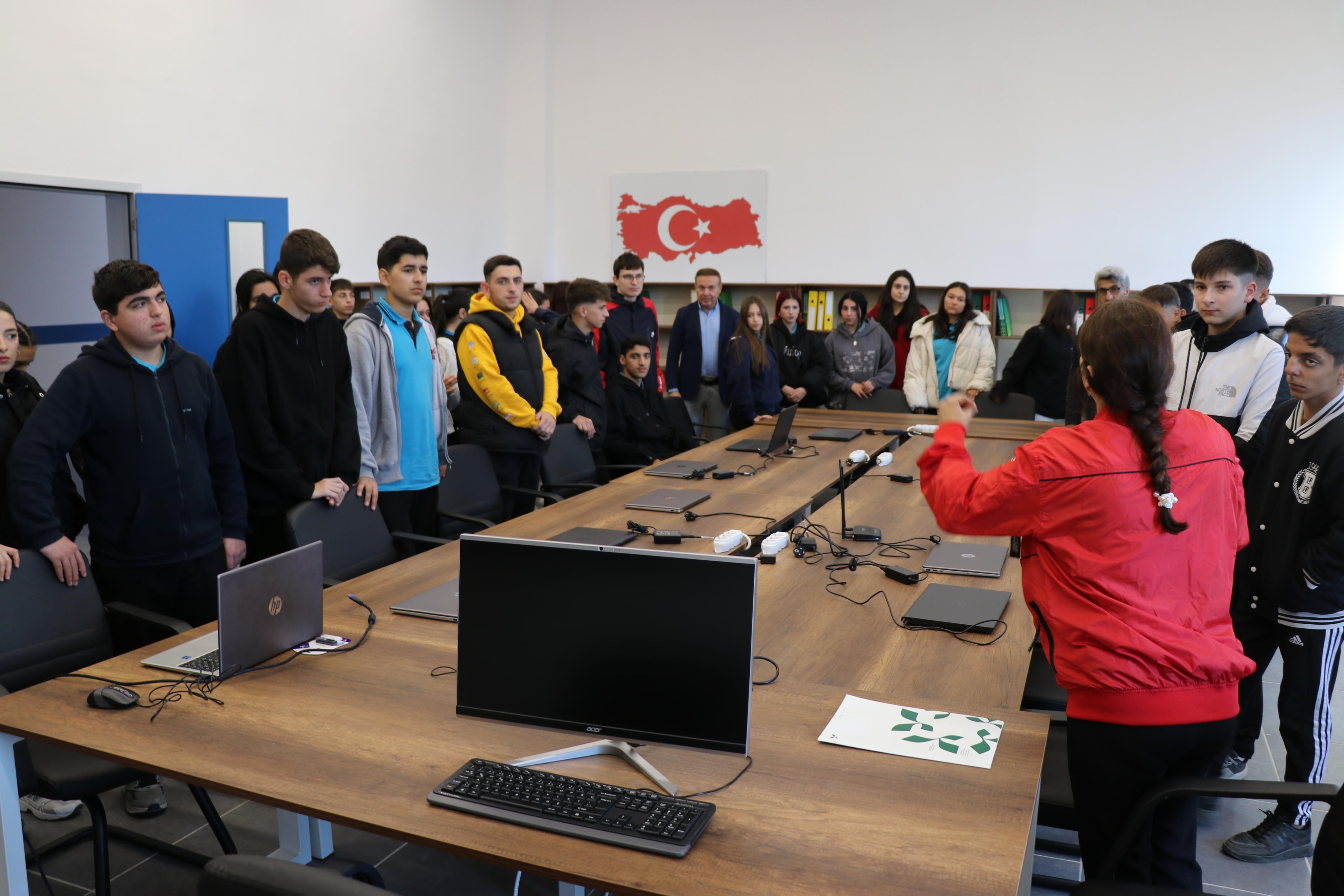 Adnan Menderes Mesleki Ve Teknik Anadolu Lisesi Yalova Osb