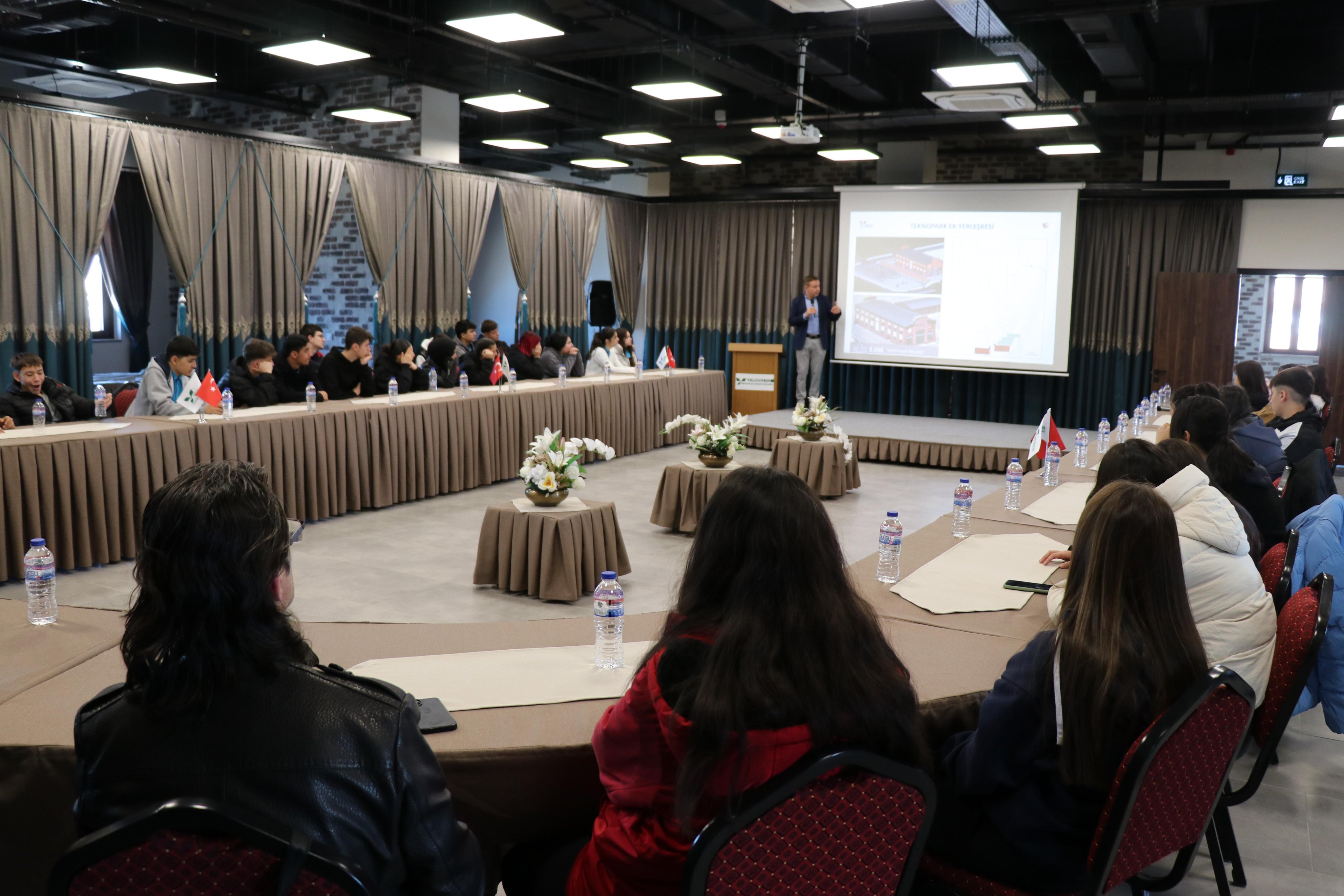 Yalova Osb Adnan Menderes Mesleki Ve Teknik Anadolu Lisesi