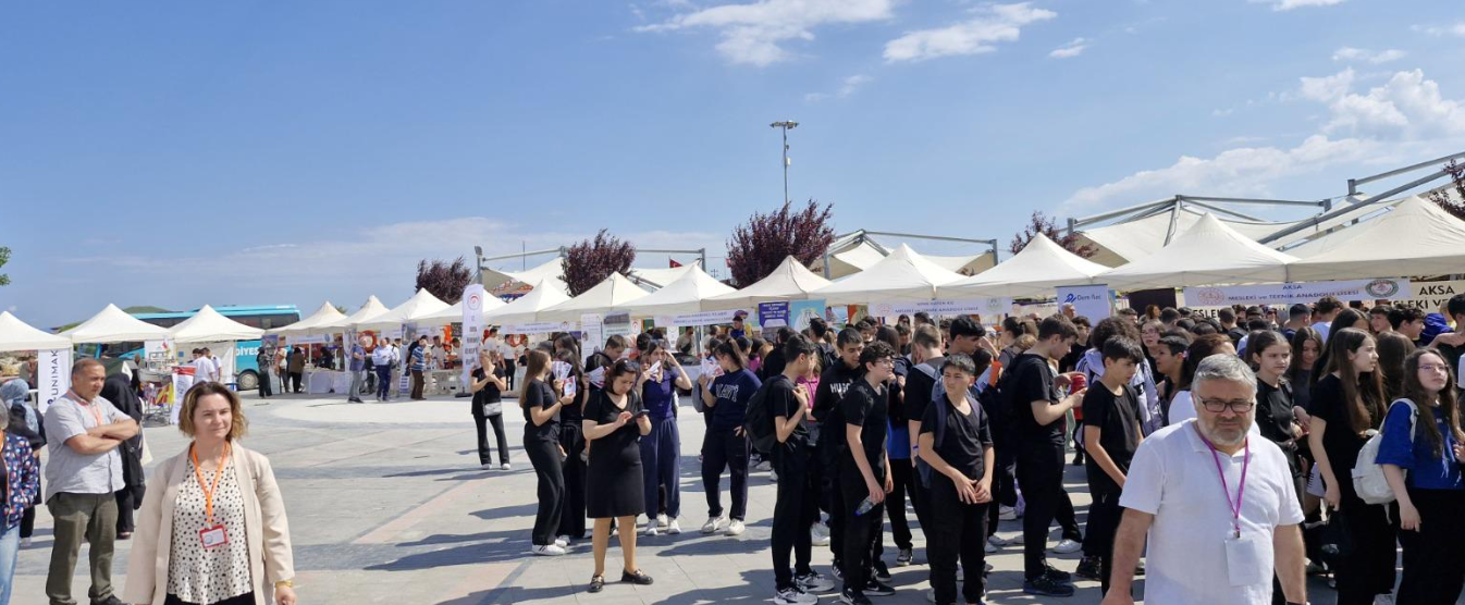 Mesleki Ve Teknik Eğitim Fuarı Yoğun İlgi Gördü 1