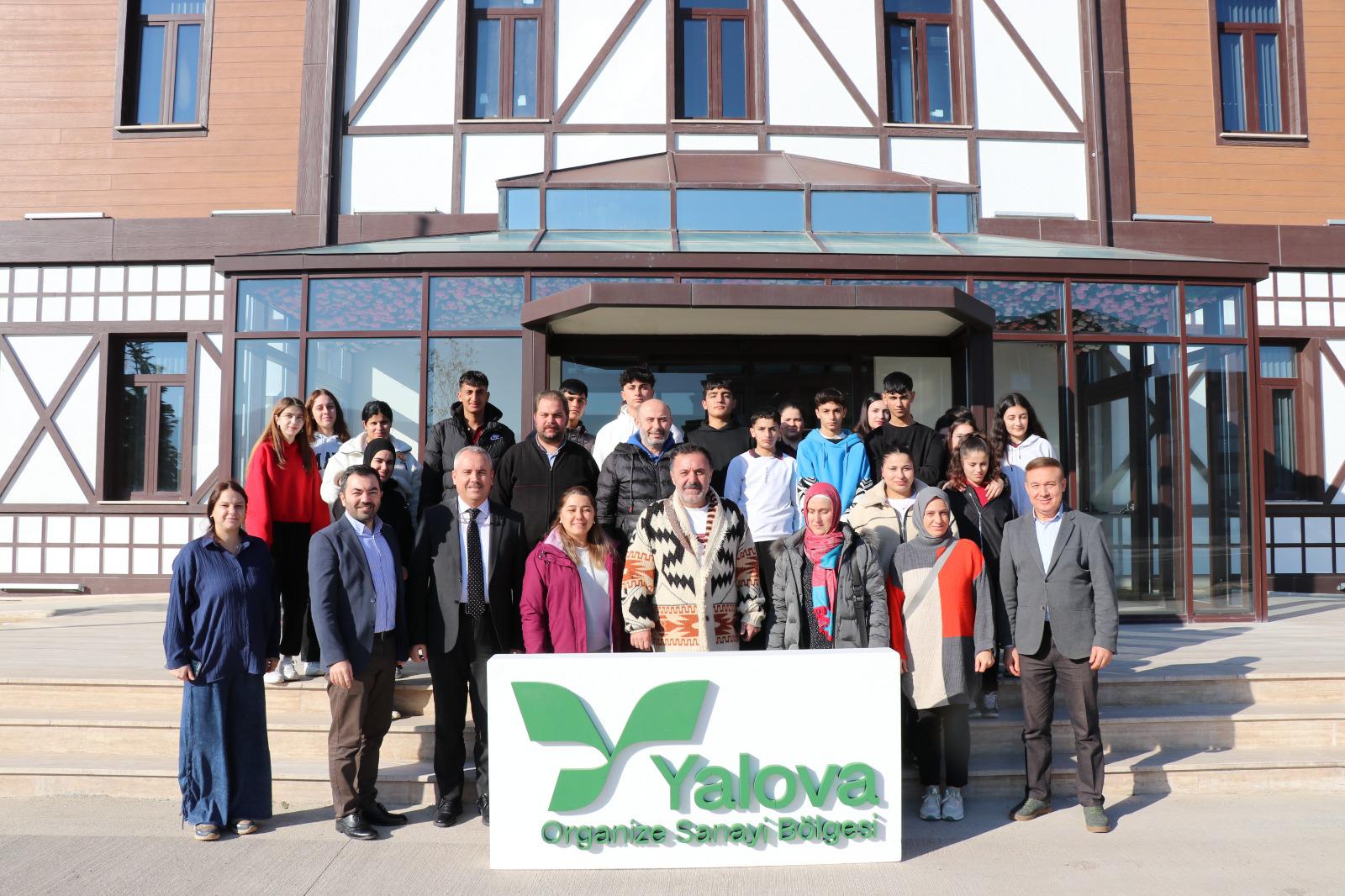 Yalova Osb Direnç Özdemir 52 Hafta 52 Okul
