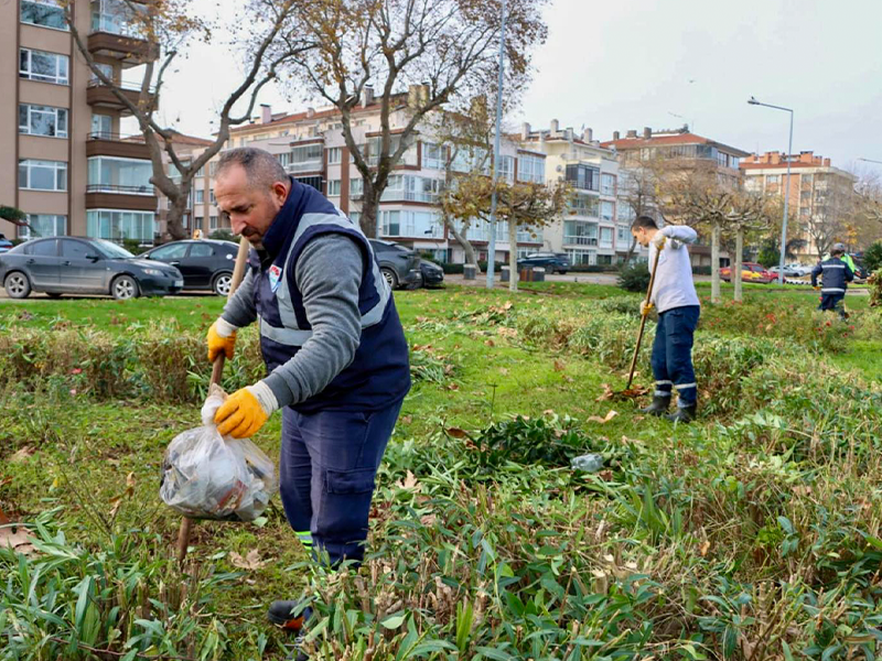Yalova Beledi̇yesi̇ Temi̇zli̇k