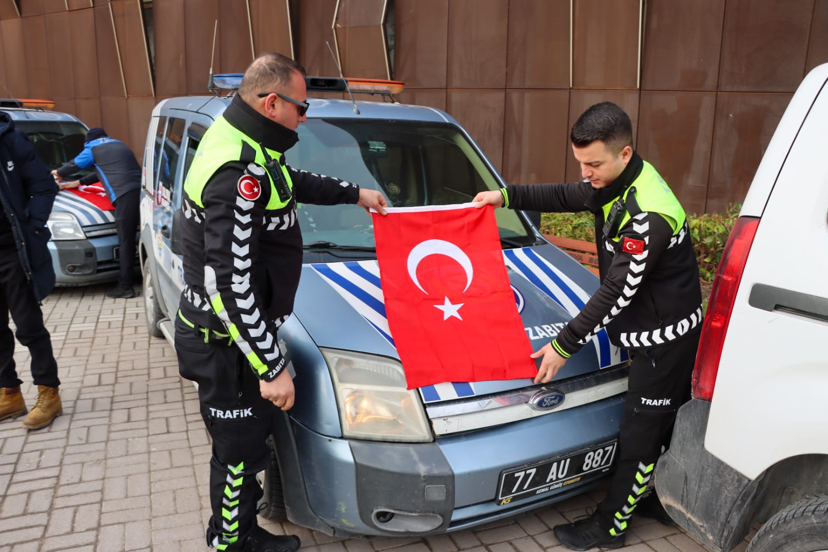 Belediye Türk Bayrağı Ek Foto (15)