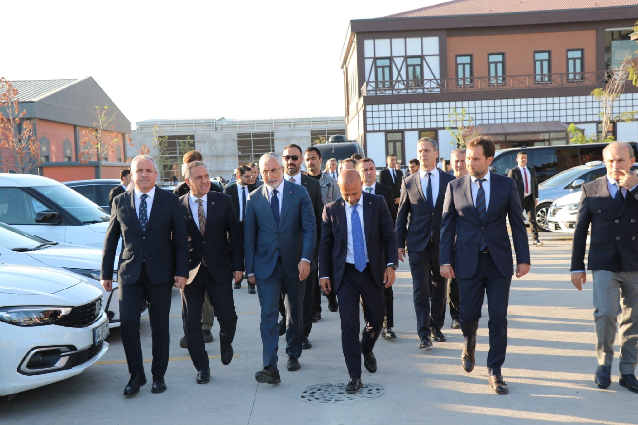 Bakan Işıkhan, Yalova OSB'de...